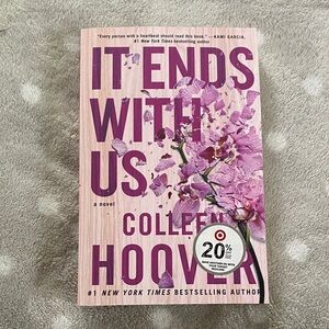 'It Ends With Us' Book - Pink Cover